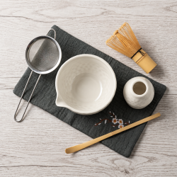 Matcha set 4Barista (white) – keramikos rinkinys, skirtas „matcha“ arbatos ruošimui 