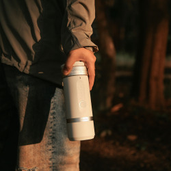 Outin Fino – elektrinis kavos malūnėlis (Sandstone white)