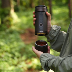 Outin Fino – elektrinis kavos malūnėlis (Tundra Brown)