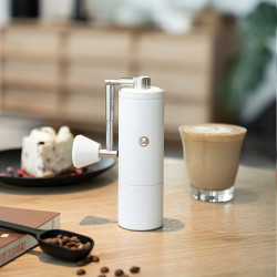 „Timemore Chestnut C5 PRO“ (balta) – kavos malūnėlis
